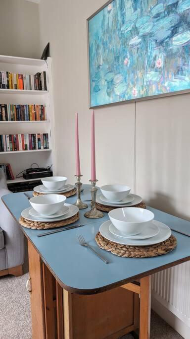 Vakantiehuis Charming Character House In Beautiful Neighborhood
