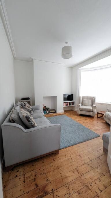 Charming Character House In Beautiful Neighborhood Vakantiehuis Belfast