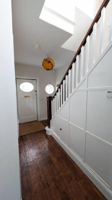 Charming Character House In Beautiful Neighborhood Holiday home *
